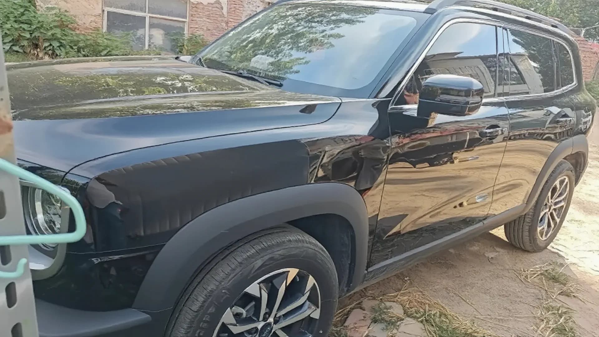 Vehicle thumbnail 4