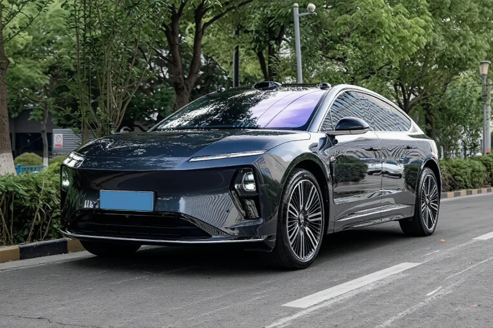 2025 NIO ET9