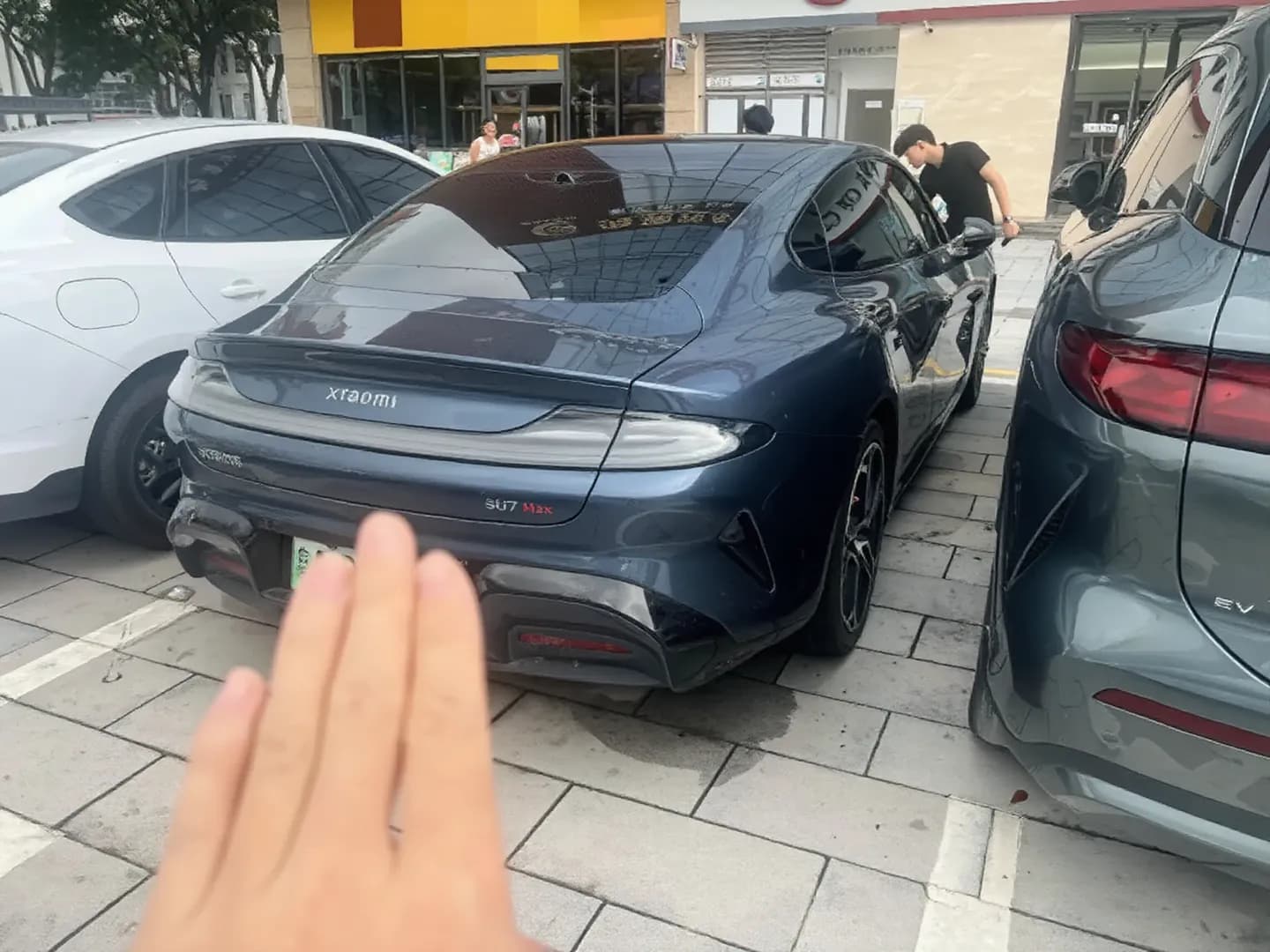 Vehicle thumbnail 7