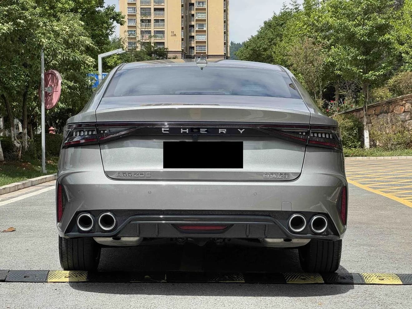 Vehicle thumbnail 6