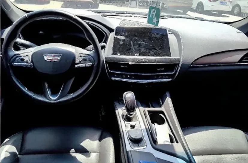 Vehicle thumbnail 4
