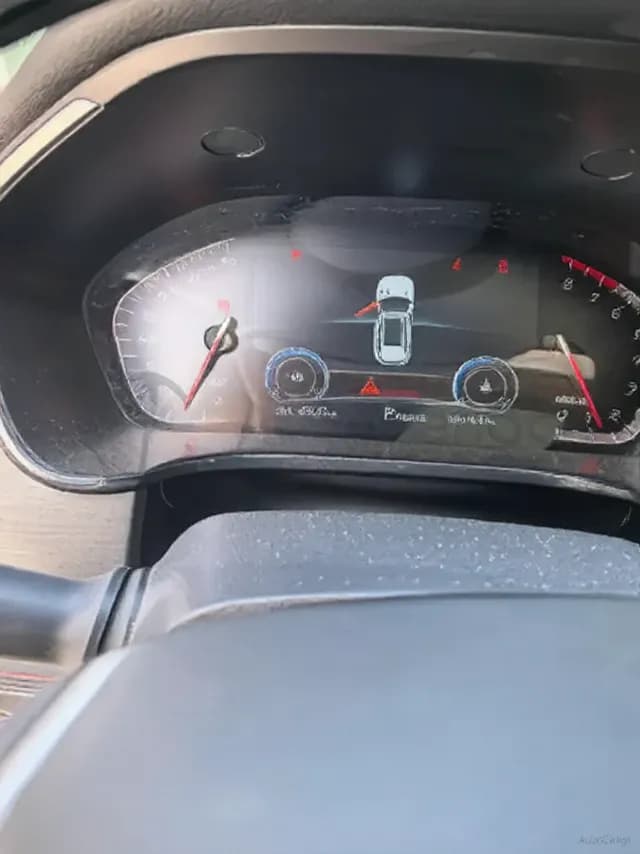 Vehicle thumbnail 5