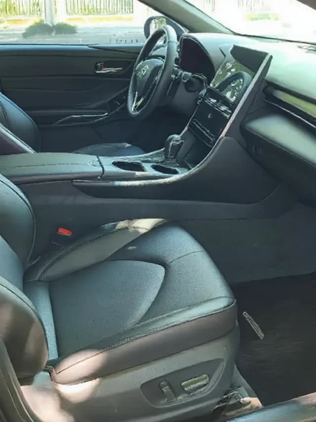 Vehicle thumbnail 8