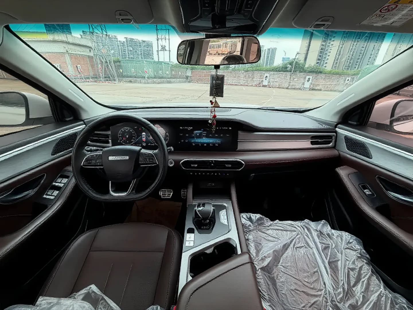 Vehicle thumbnail 5