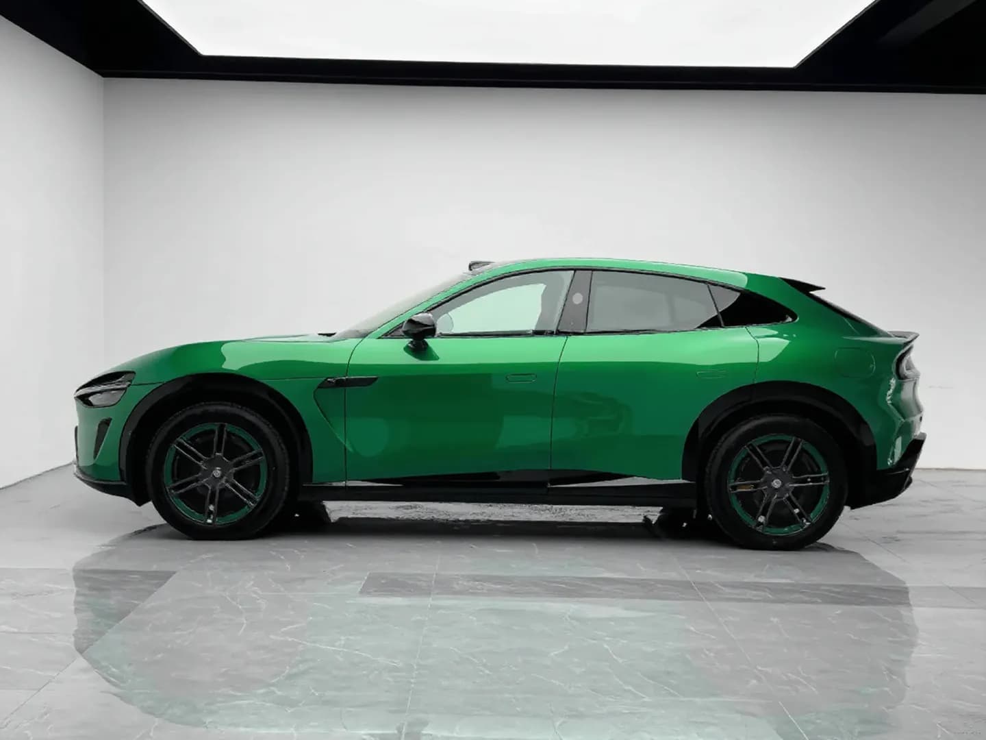 Vehicle thumbnail 3