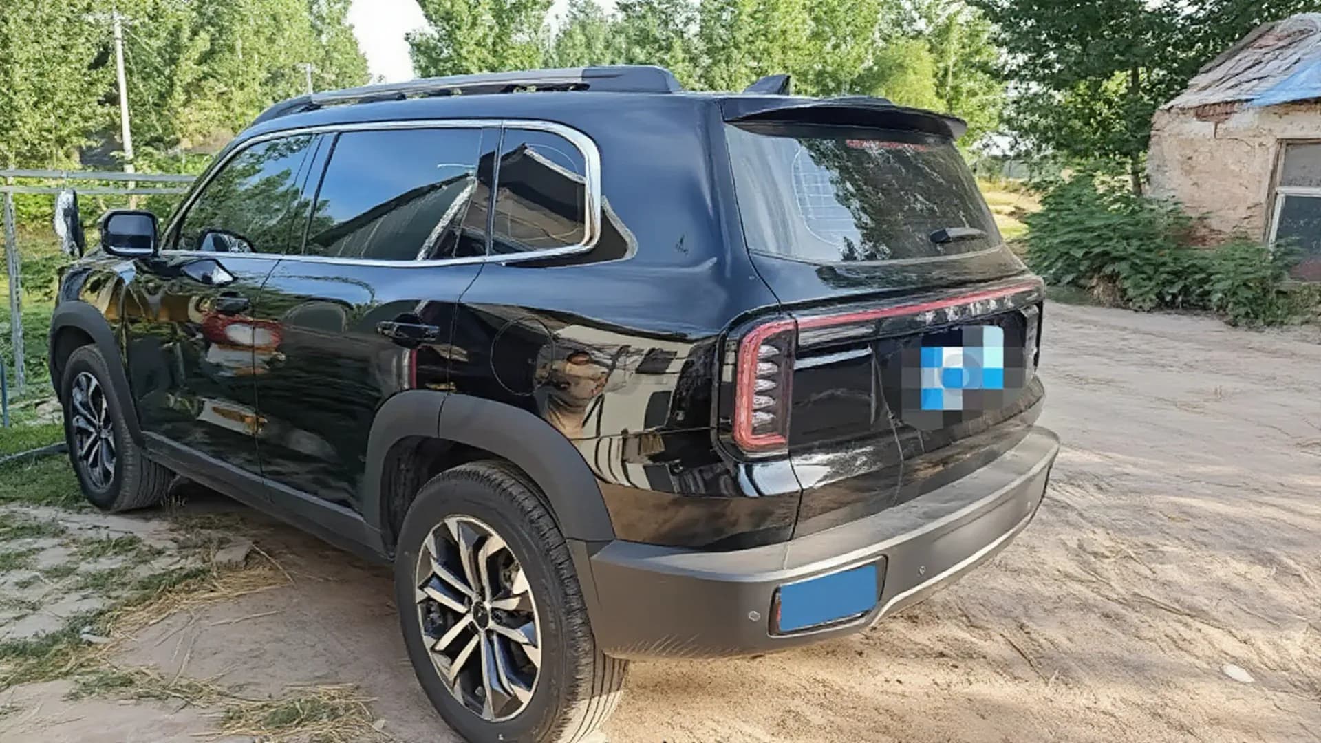 Vehicle thumbnail 5