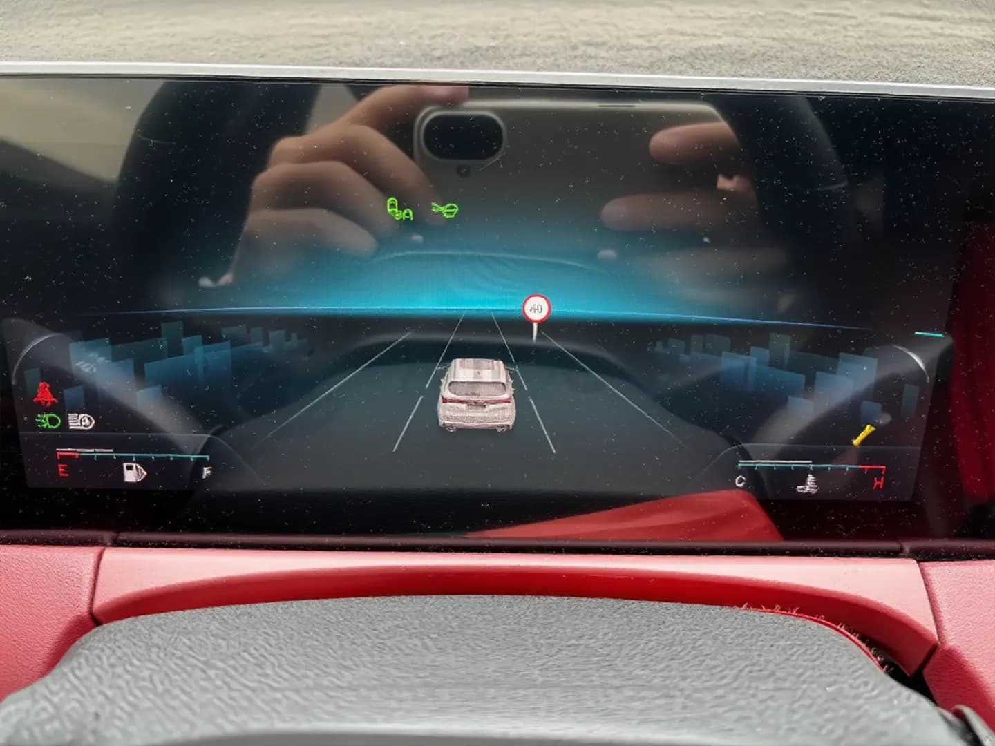 Vehicle thumbnail 6