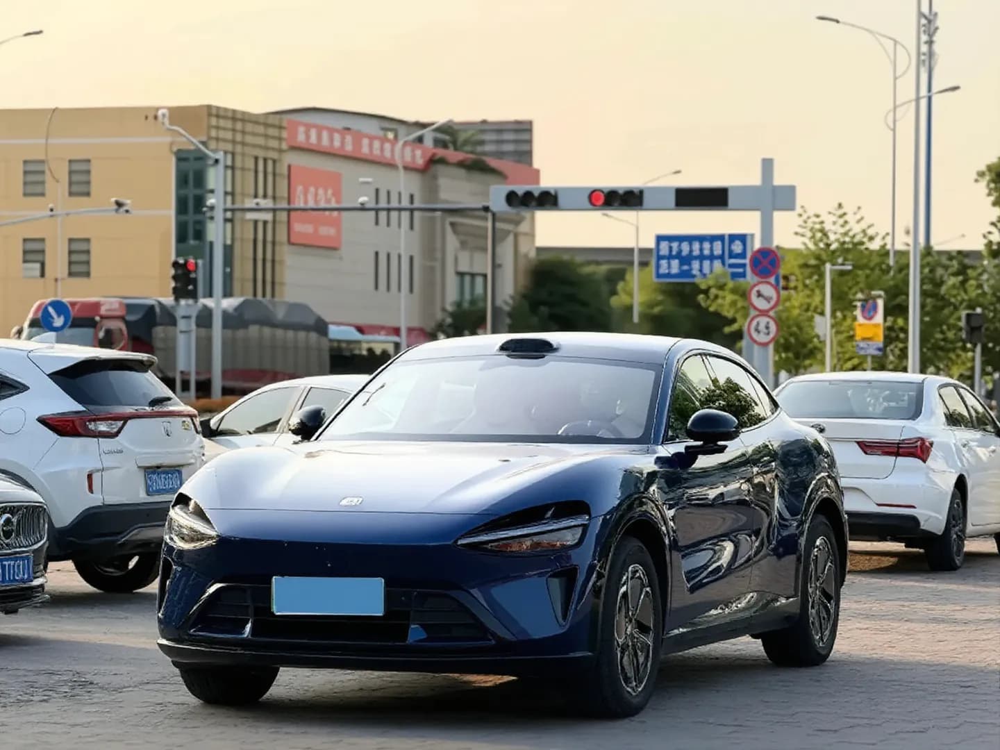 2025 MI YU7