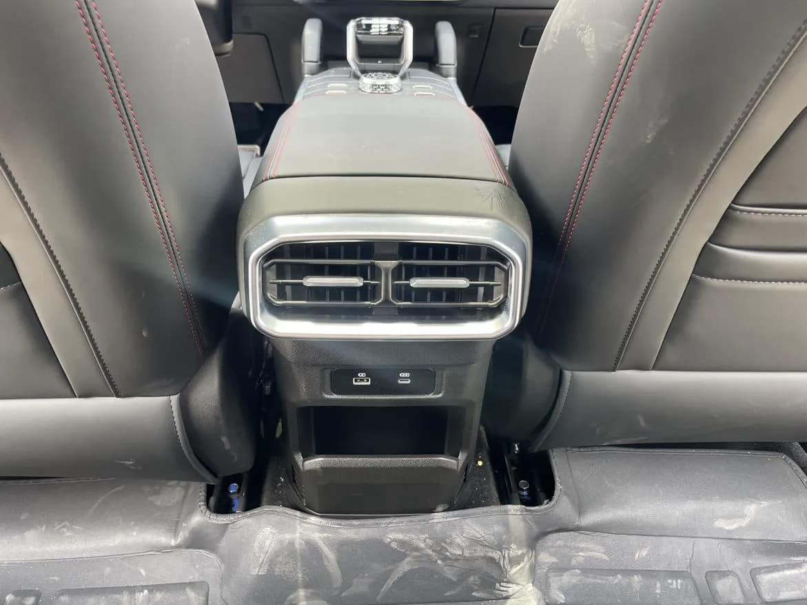 2026 Jetour Traveller