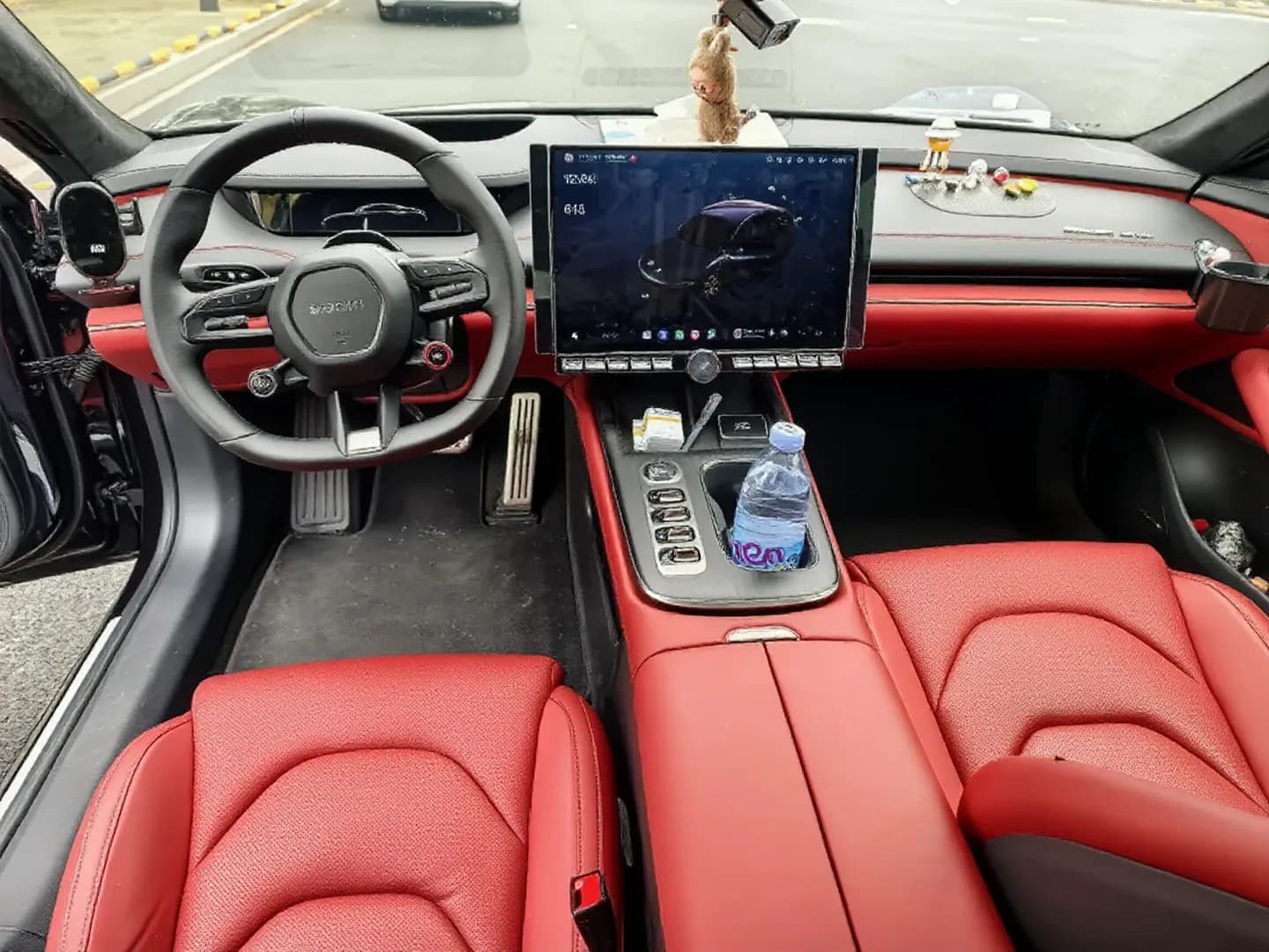Vehicle thumbnail 5