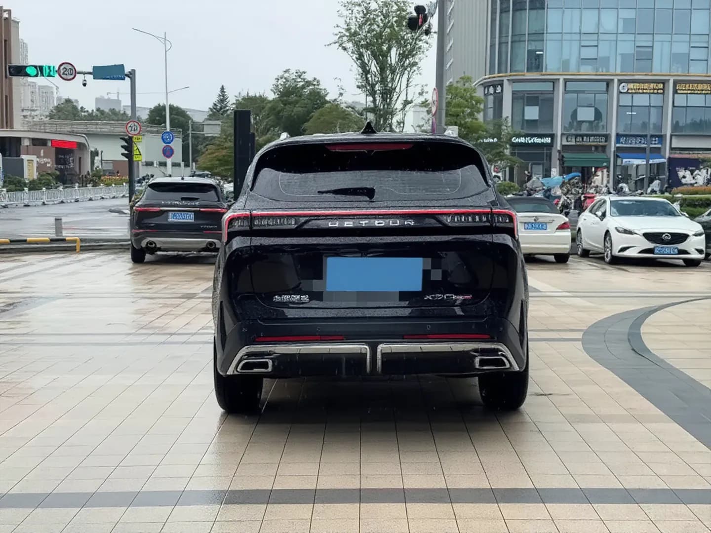 Vehicle thumbnail 5