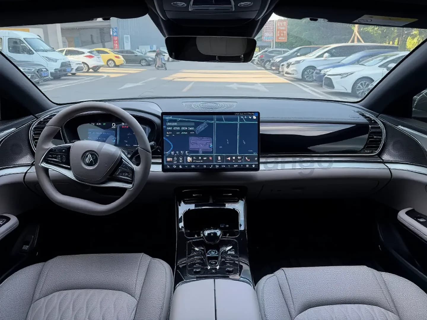 Vehicle thumbnail 7