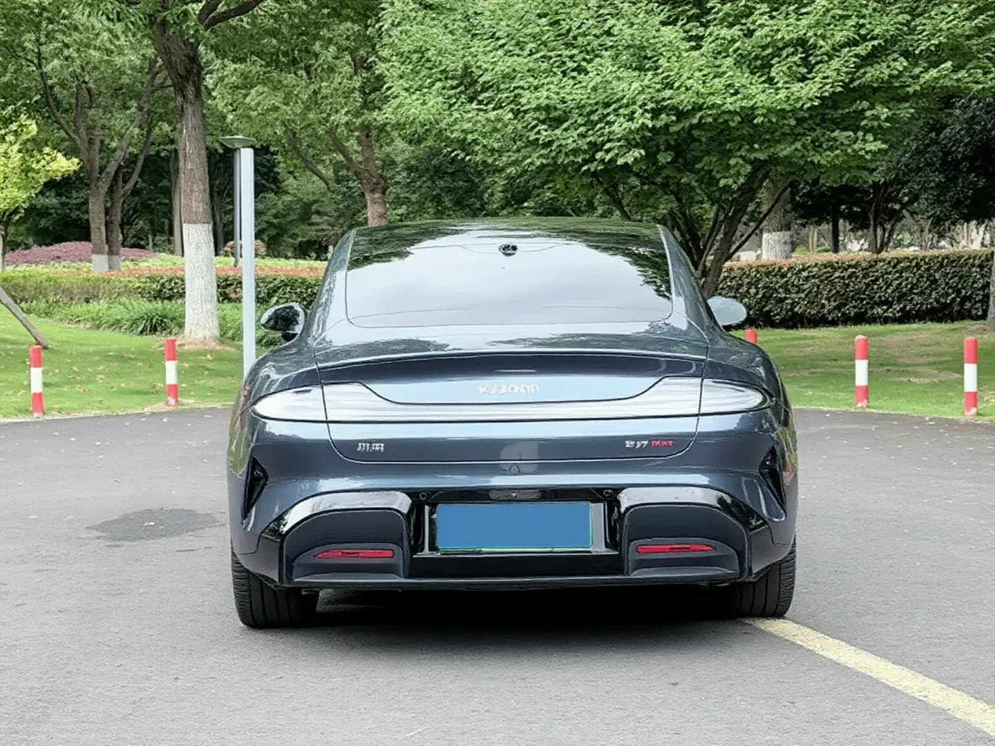 Vehicle thumbnail 6