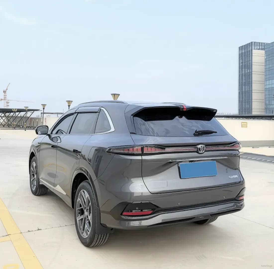 Vehicle thumbnail 7