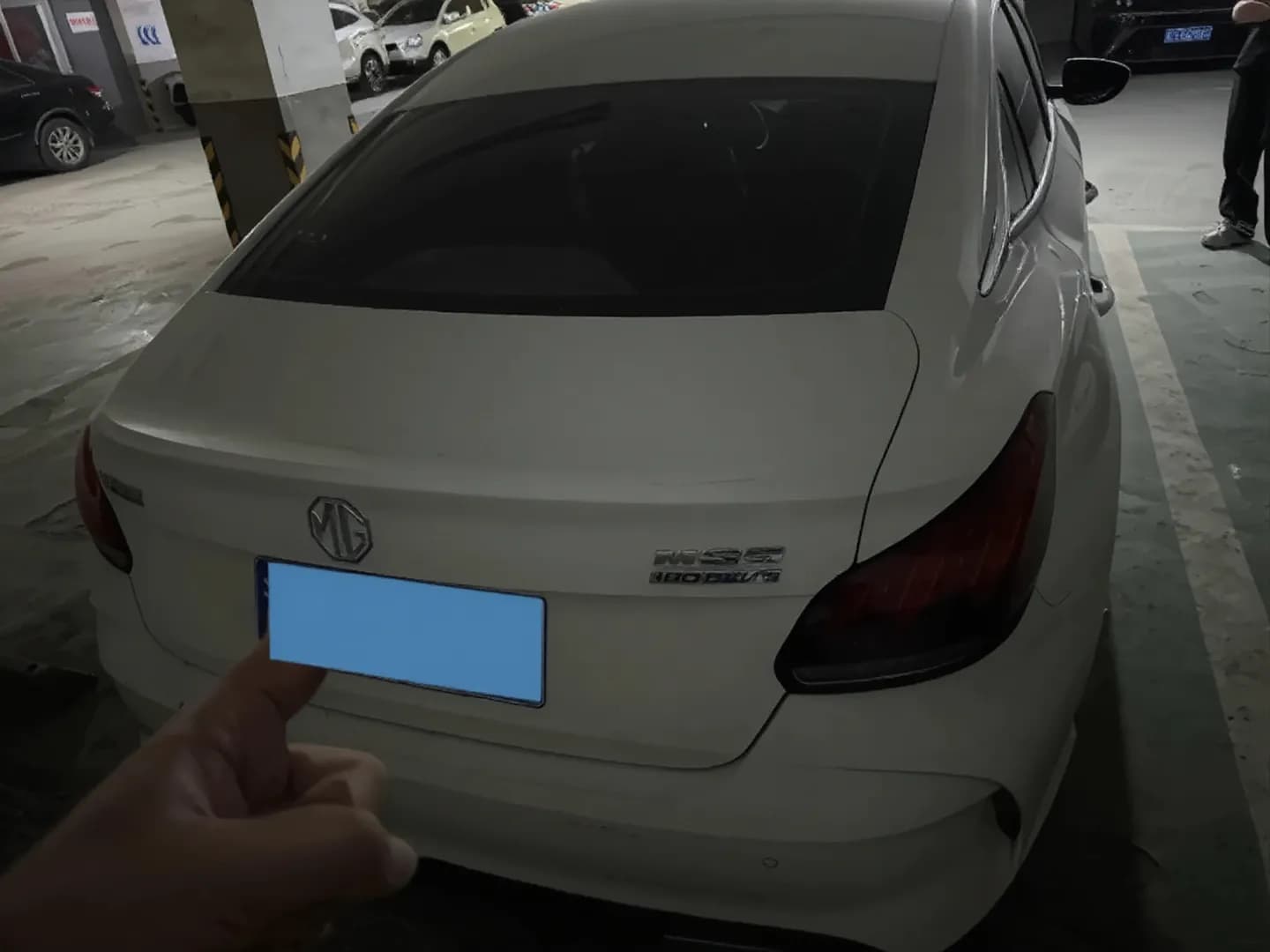 Vehicle thumbnail 8