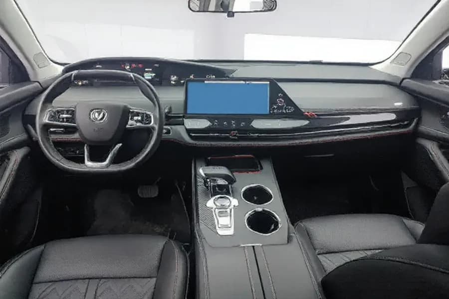 Vehicle thumbnail 4
