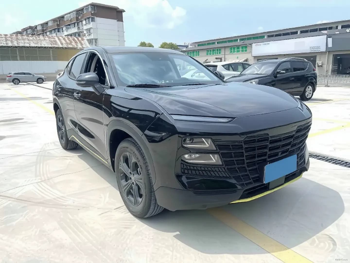 Vehicle thumbnail 2