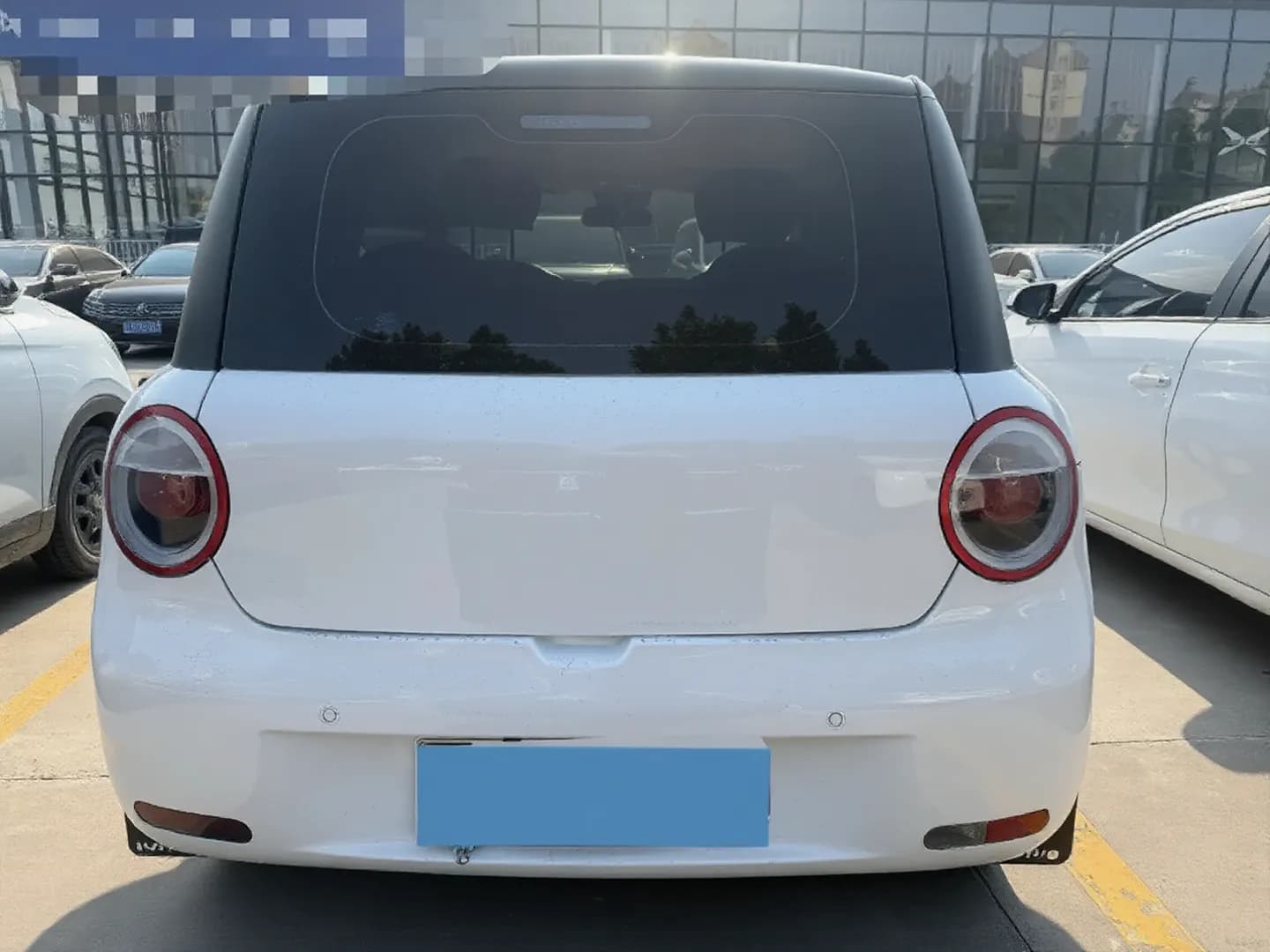 Vehicle thumbnail 5