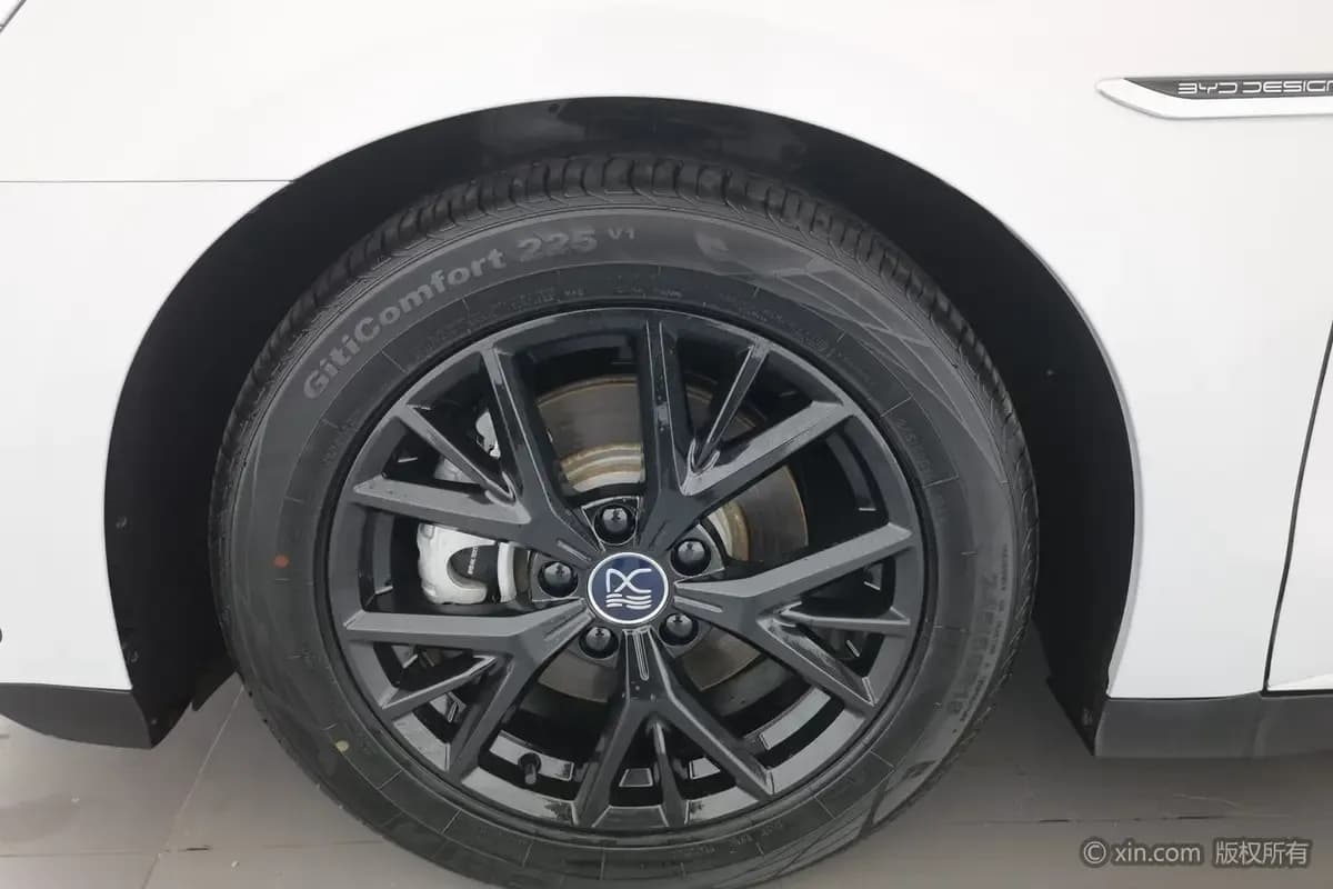 Vehicle thumbnail 7