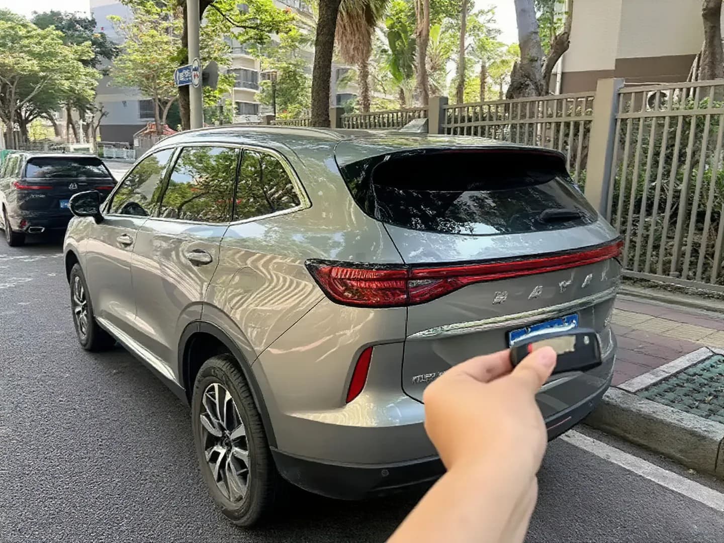 Vehicle thumbnail 7