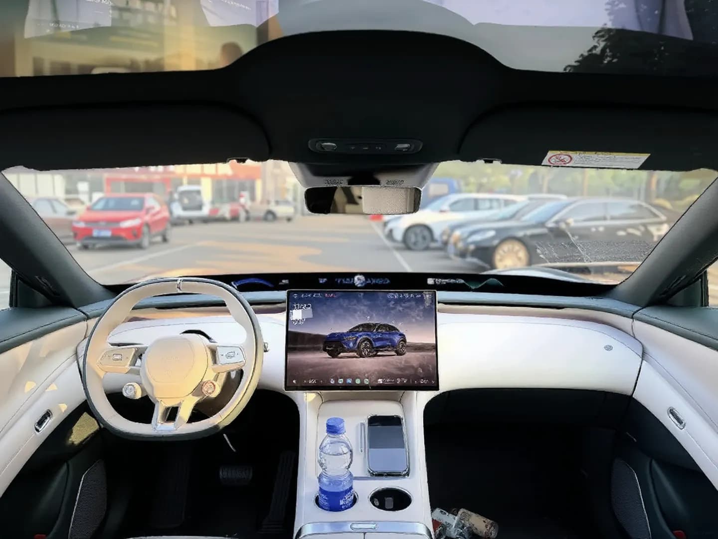 Vehicle thumbnail 6