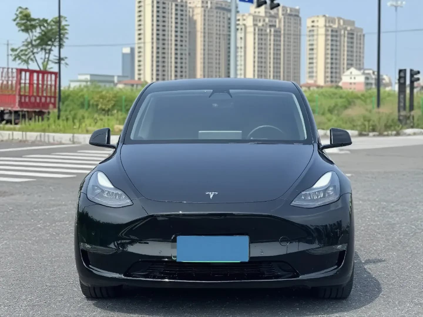 Vehicle thumbnail 2