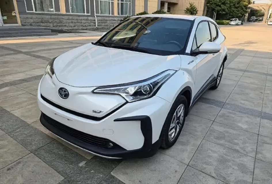 2020 Toyota Izoa E