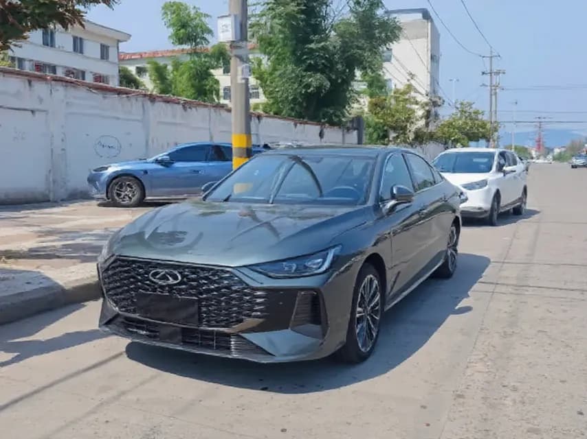 2025 Chery Arrizo 8